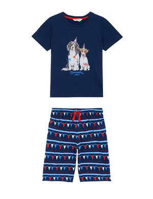 marksandspencer_Korunovace2023_T86_7032X_detske pyzamo psi a vlajky_499Kc.jpg